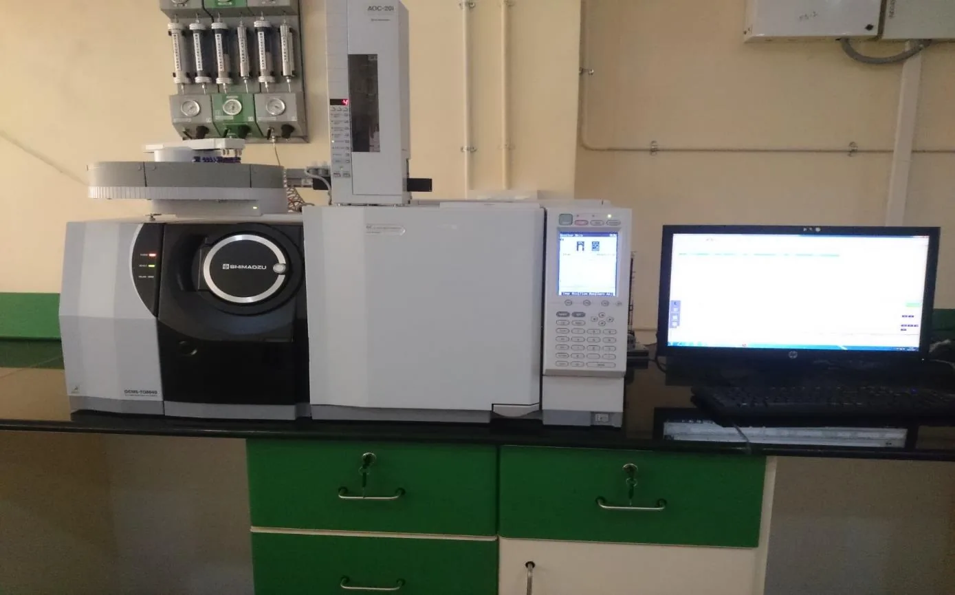 GC–MS/MS · Residues instrument